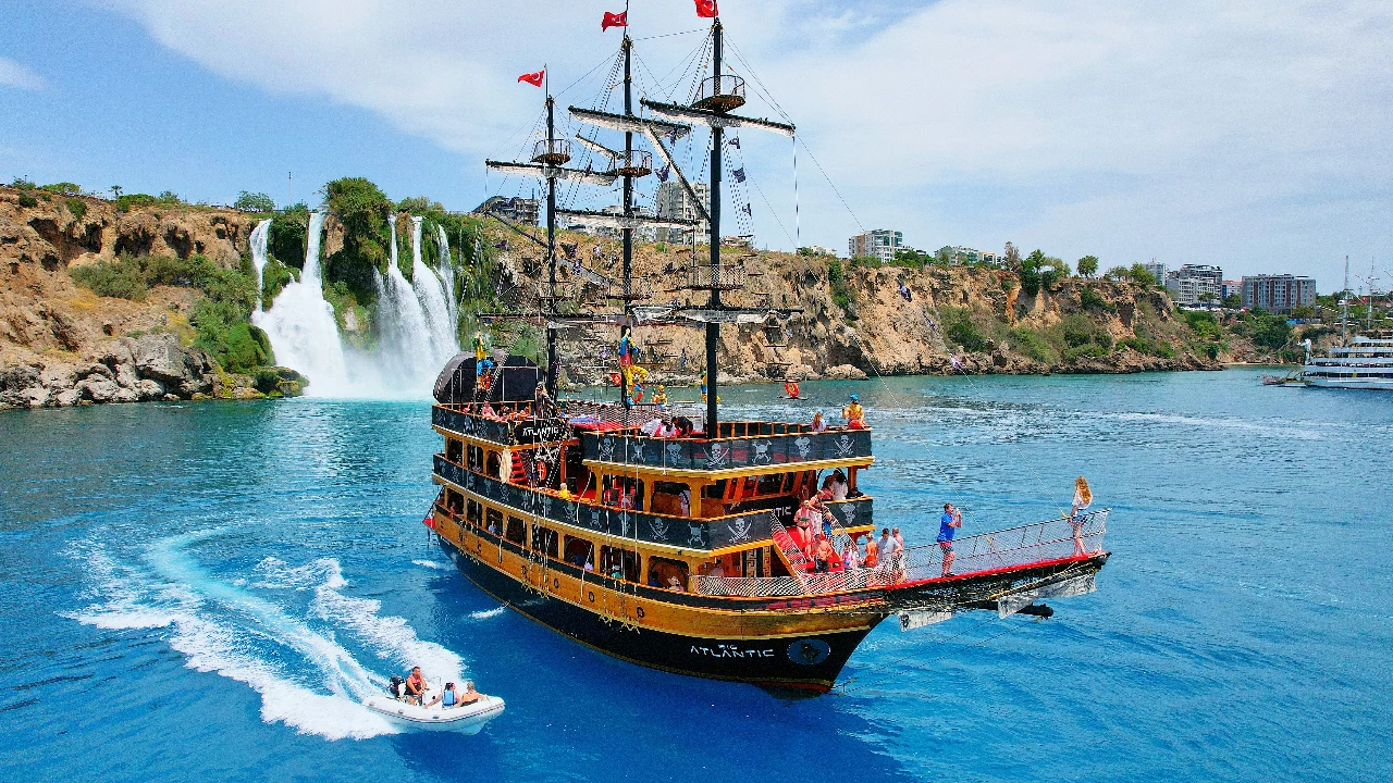 Big Atlantic pirate ship sailing along the Antalya coastline